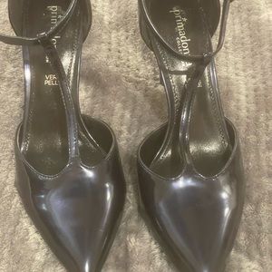 Navy blue Primadonna collection Vera Pelle, size 40, US size 9, NEW